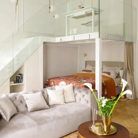 Casa Leo Superior, An Urban Oasis In The Heart Of Budapest