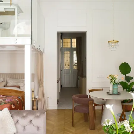 Casa Leo Superior, An Urban Oasis In The Heart Of *