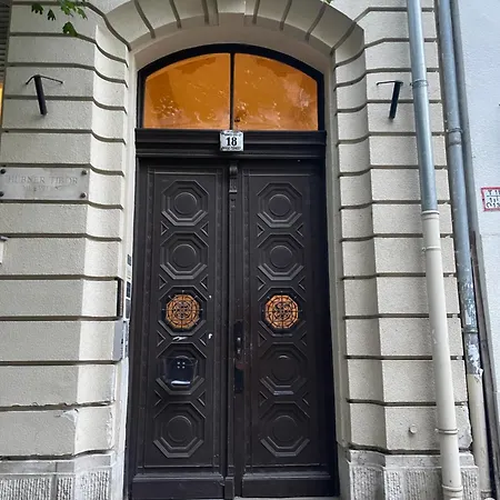 Lejlighed Casa Leo Superior, An Urban Oasis In The Heart Of *