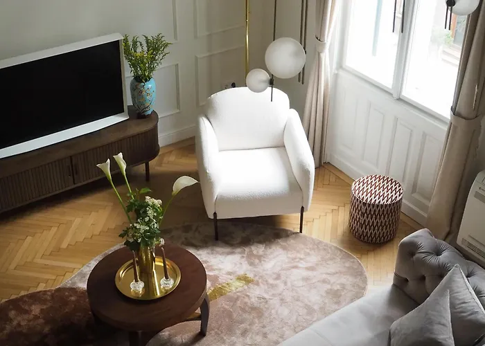 Casa Leo Superior, An Urban Oasis In The Heart Of * Budapest